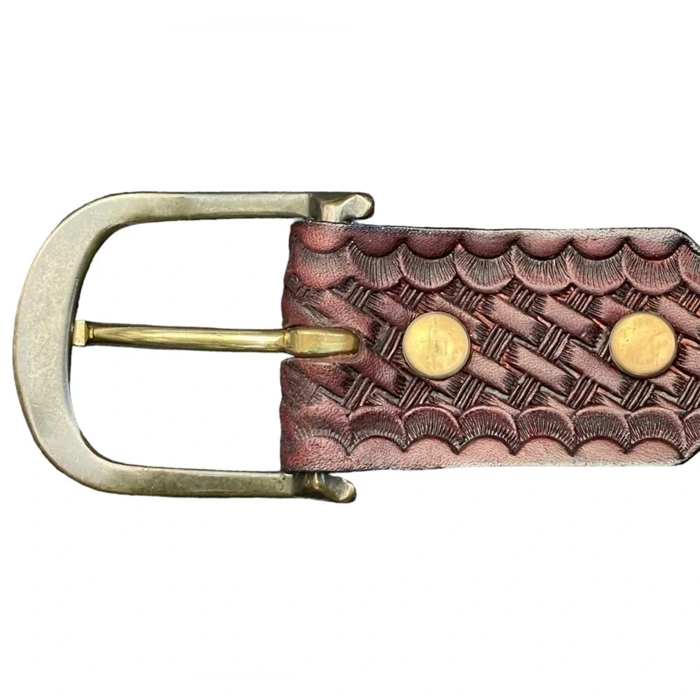 🔥🤎NWOT Dickies size 38 brown leather belt & brass buckle. Thick and rugged!